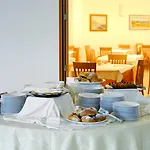 מלון I Melograni 4*