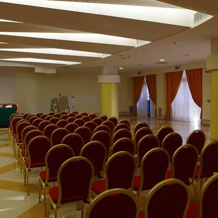 Отель I Melograni 4*