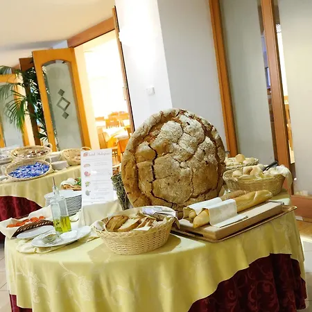 Hotel I Melograni 4*