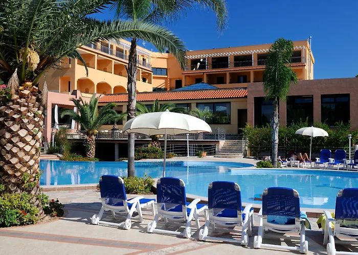 伊美罗格拉尼酒店